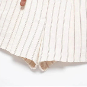 Short Fabricia